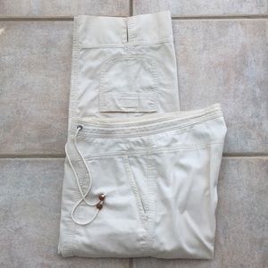 Jones New York Signature crop pant size 10, off white